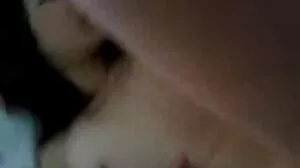 افسر آخر میں اس کے چہرے اور مقعد جنسی کے ساتھ ایک چھوٹا سا thief میں ایک 3some