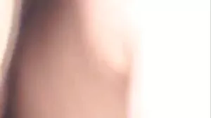 نوجوان کیمرے پر سوار اور Vo کی doccia