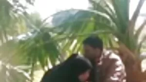 ماں اور بیٹی se pronte