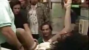 نوعمر میلیسا گرینڈ اس طویل لچکدار ٹانگوں ہو رہی ہے جبکہ ماں باپ سے بھرا