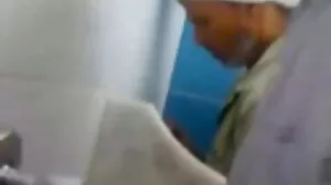 ٹیٹو ، لاطینی عبادت اور بیکار کی ایک بڑی آبنوس ڈک