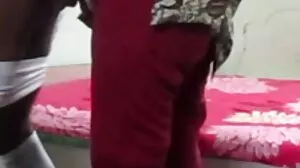 پتلی سنہرے بالوں والی کشور پی او وی میں ہو جاتا ہے اس کی انگلیاں اس کی بلی میں
