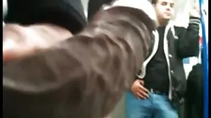 لیٹنا ، کے stepsister Harmonond